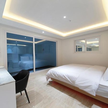וונג'ו Wj Hotel Pool House מראה חיצוני תמונה
