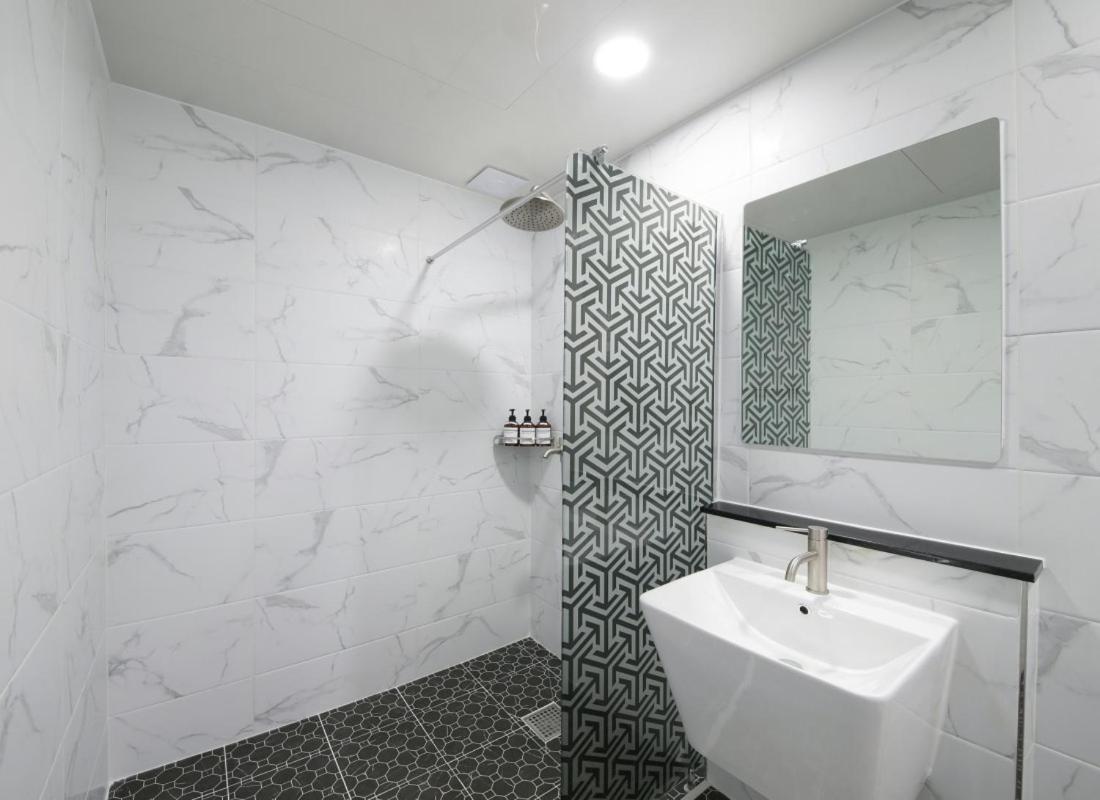 וונג'ו Wj Hotel Pool House מראה חיצוני תמונה