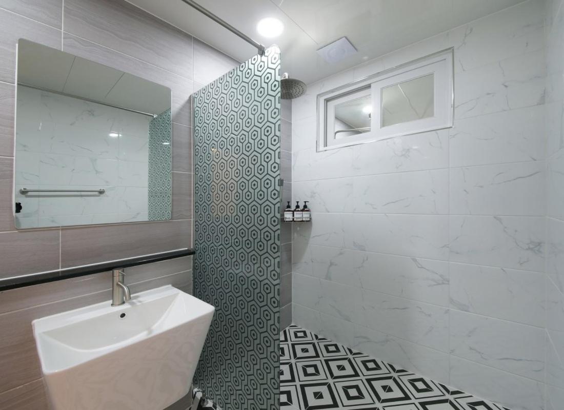 וונג'ו Wj Hotel Pool House מראה חיצוני תמונה