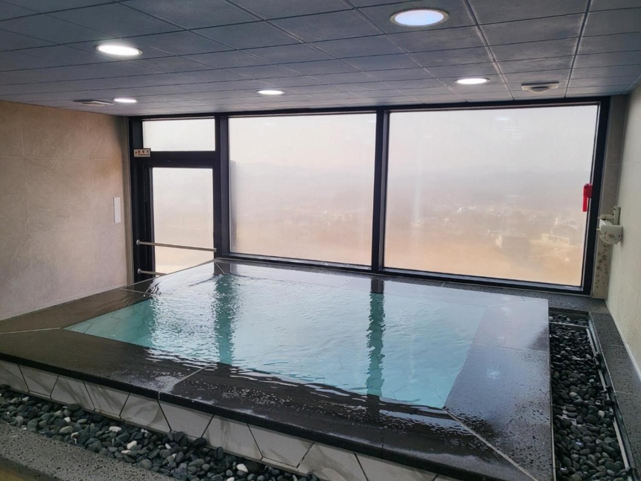 וונג'ו Wj Hotel Pool House מראה חיצוני תמונה
