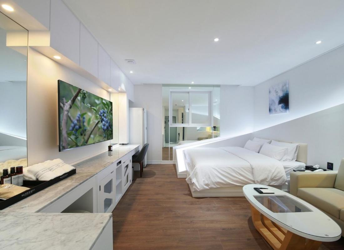 וונג'ו Wj Hotel Pool House מראה חיצוני תמונה