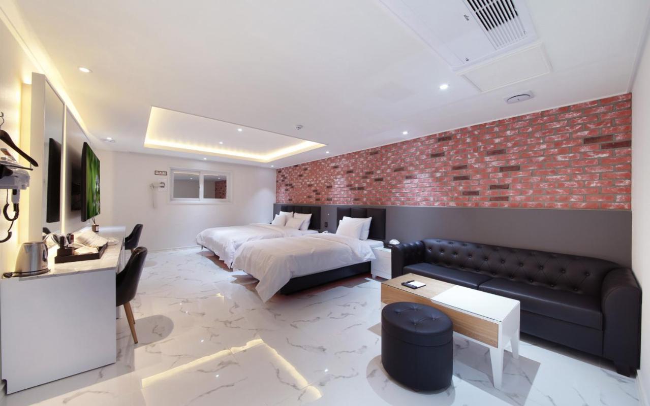 וונג'ו Wj Hotel Pool House מראה חיצוני תמונה